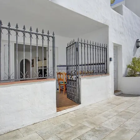Casa Queen Vetusta * アレシフェ